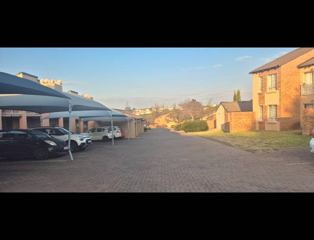 2 BEDROOM APARTMENT FOR SALE IN NOORDWYK